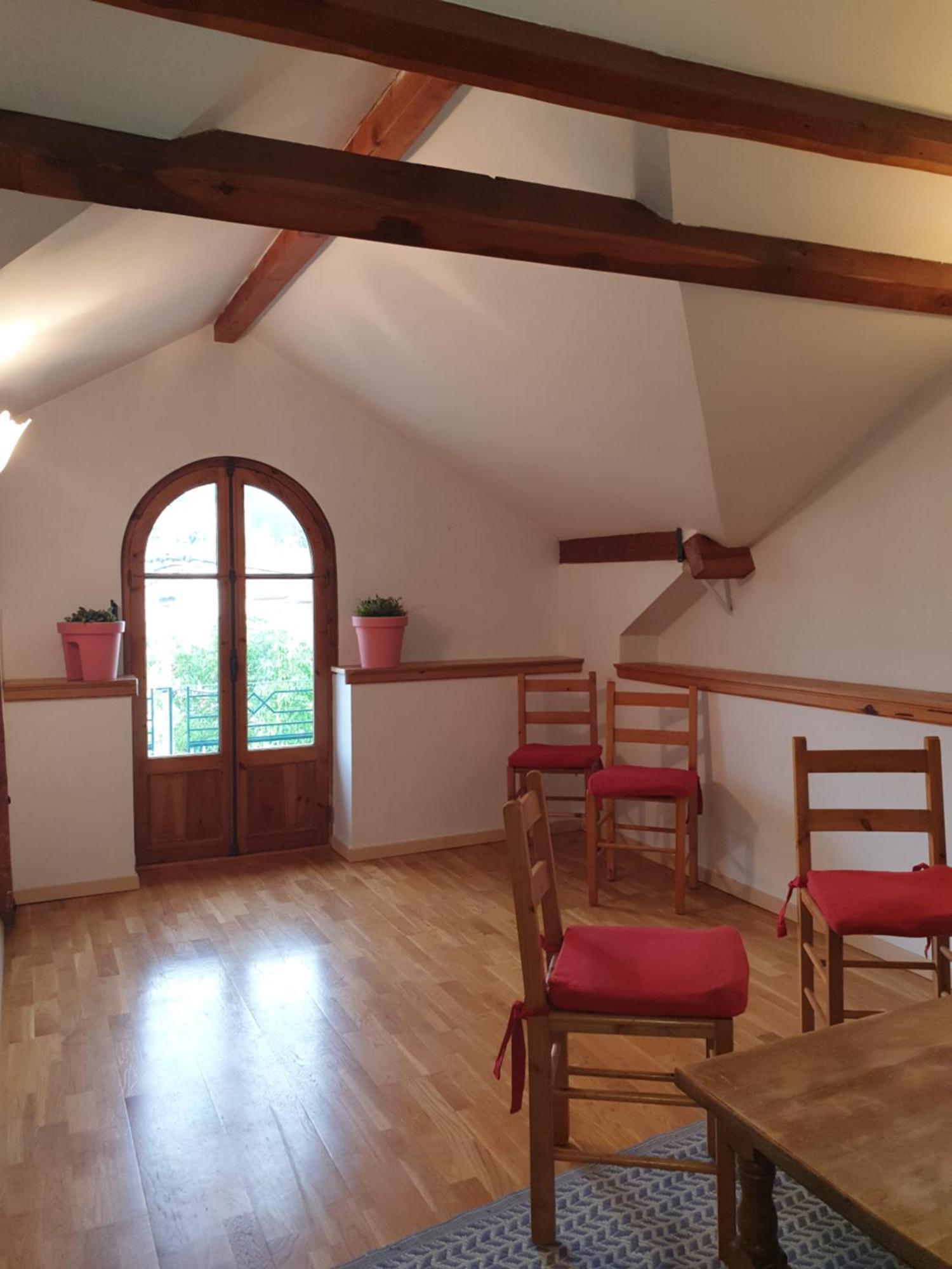 Tres Bel Appartement Avec Piscine ディーニュ・レ・バン エクステリア 写真