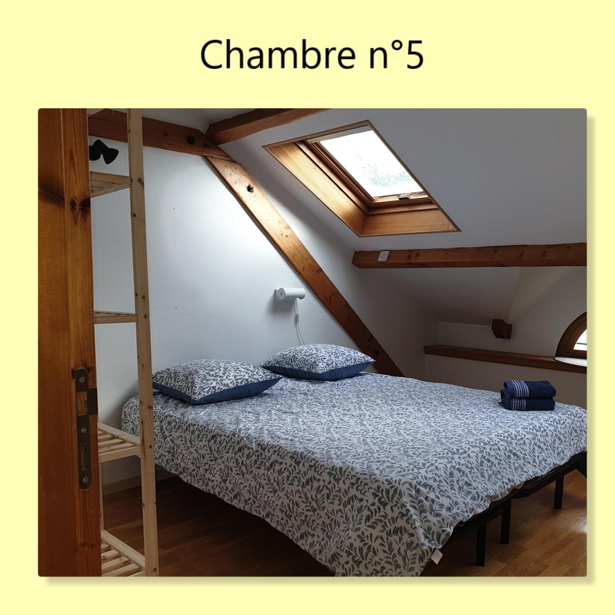 Tres Bel Appartement Avec Piscine ディーニュ・レ・バン エクステリア 写真
