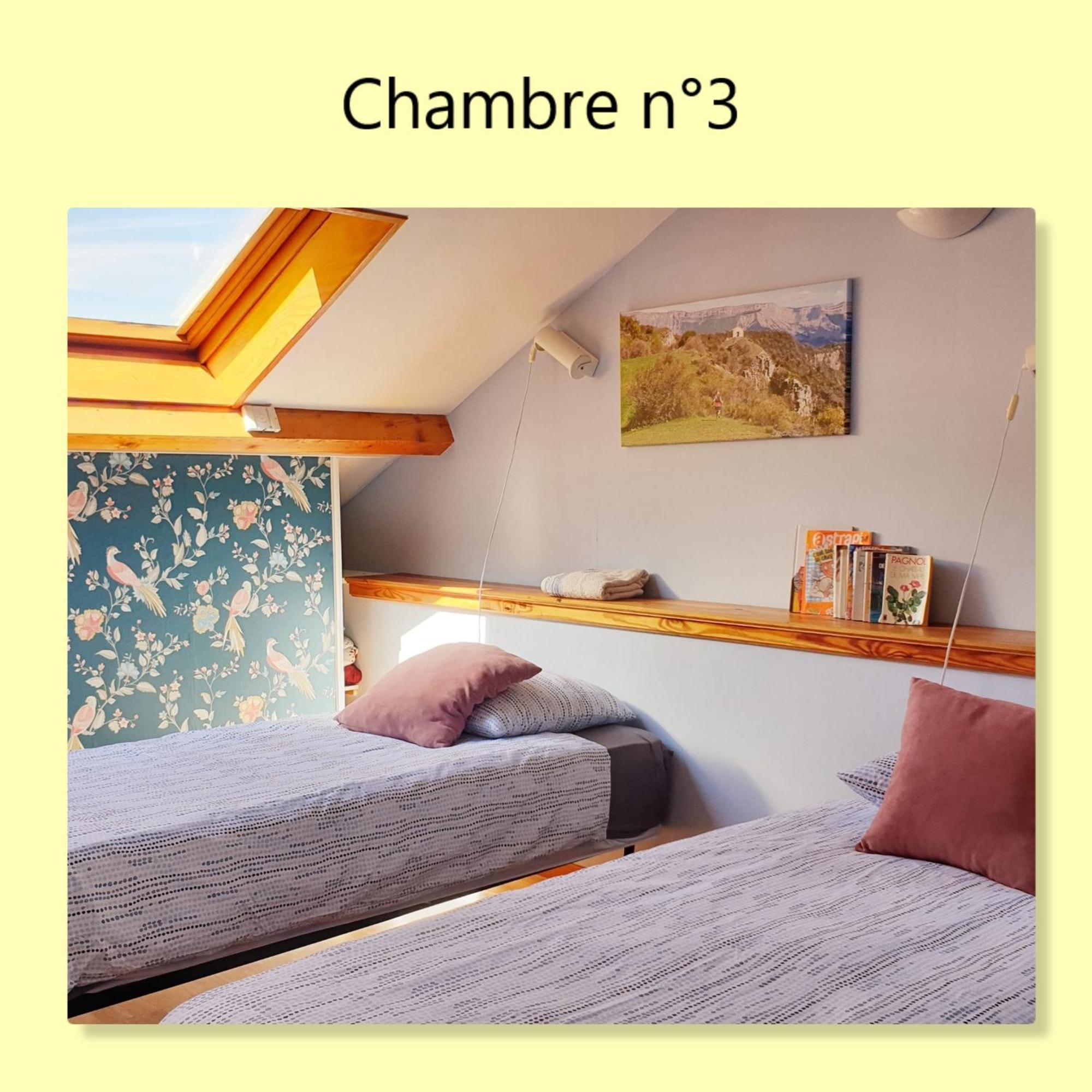 Tres Bel Appartement Avec Piscine ディーニュ・レ・バン エクステリア 写真
